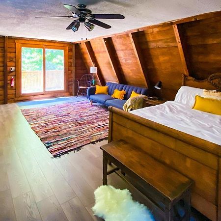 Willa Hikers Haven, A Cozy Cabin Loft Above Bashakill Wildlife Refuge Wurtsboro Zewnętrze zdjęcie