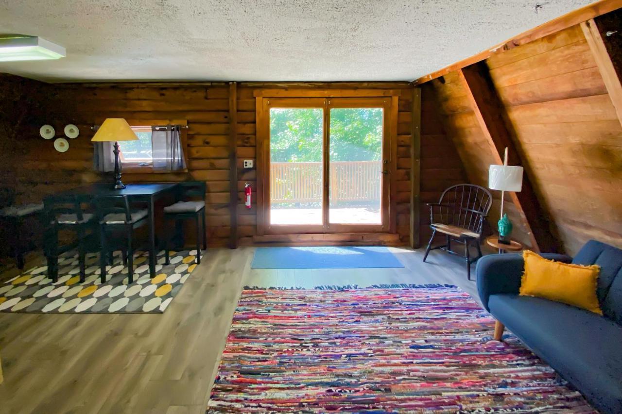 Willa Hikers Haven, A Cozy Cabin Loft Above Bashakill Wildlife Refuge Wurtsboro Zewnętrze zdjęcie